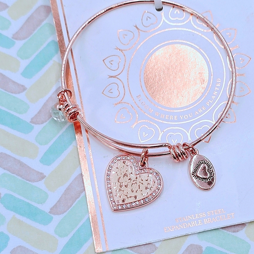NWT! "Bloom Where You Are Planted" Bracelet